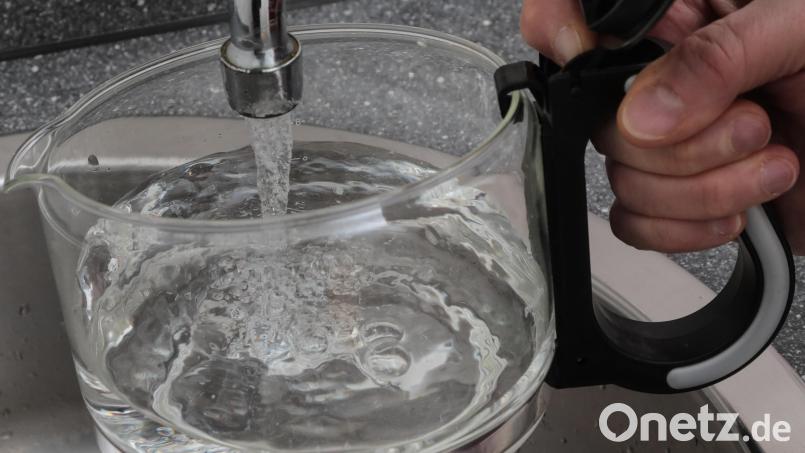 Am 10. November wird in Zant, Winkl, Richt und Guttenberg die Wasserversorgung unterbrochen. Bürger sollen sich mit Wasser bevorraten. Symbolbild: Wolfgang Steinbacher