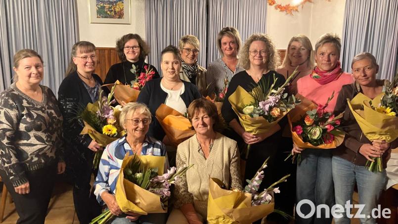 Die geehrten Mitarbeiterinnen mit Einrichtungsleiterin Rita Gilch. Bild: Claudia Kraus