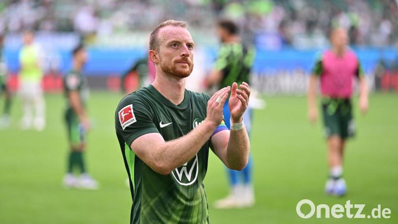 Bleibt in Wolfsburg: Kapitän Maximilian Arnold. Bild: Swen Pförtner/dpa