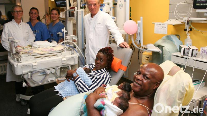 Ende September sind Fünflinge an der Berliner Charité auf Welt gekommen. Bild: -/Charité/dpa