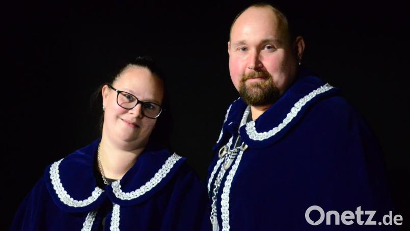 Prinzessin Nicole II. und Prinz Christian II. sind das neue Prinzenpaar der Narrhalla Weiden. Bild: Kunz