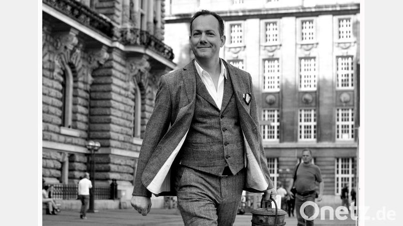 Johannes Kirchberg singt Chansons von Kurt Tucholsky. Bild: Paintpictures Hamburg/exb