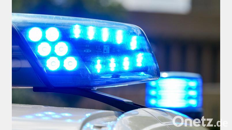 Die Polizeiinspektion Sonthofen ermittelt wegen eines Angriffs auf Kinder in einer Kirche. (Symbolbild) Bild: Soeren Stache/dpa