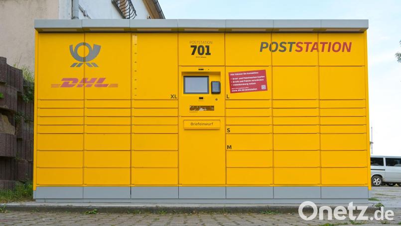 Sieht aus wie ein Automat, ist ein Automat - und ist mancherorts in Deutschland obendrein noch eine Postfiliale. (Archivbild) Bild: Heiko Rebsch/dpa
