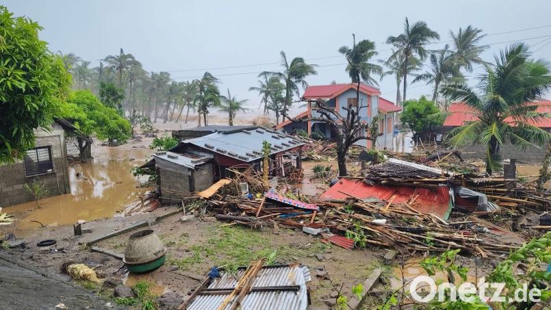Der Supertaifun „Fung-Wong“ hat die Philippinen erreicht. Bild: ---/Catanduanes LGU/XinHua/dpa