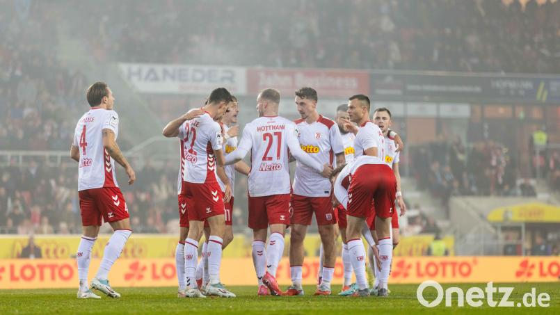 Vier Mal durfte der SSV Jahn gegen 1860 München jubeln. Bild: Sascha Janne