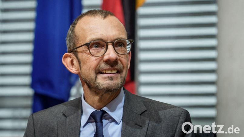 Der CDU-Politiker Thomas Röwekamp ist Vorsitzender des Verteidigungsausschusses. Bild: Michael Kappeler/dpa