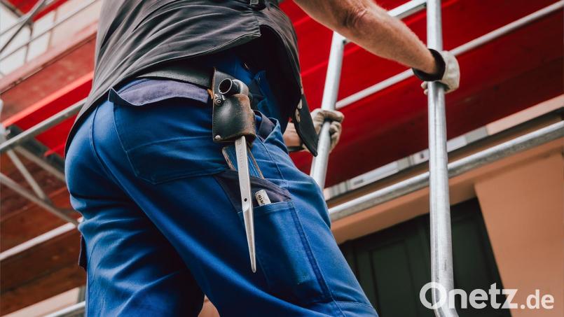 Gerüstbauer bei der Arbeit. Symbolbild: IG BAU