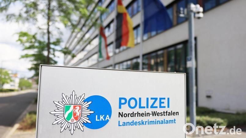 Beim Landeskriminalamt (LKA) in Düsseldorf liefen die Fäden des Einsatzes zusammen (Archivfoto) Bild: Oliver Berg/dpa
