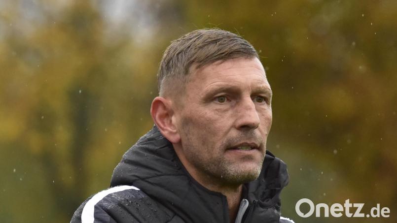 Im Fokus: Trainer Andreas Scheler kehrt mit dem SF Ursulapoppenricht zurück an die alte Wirkungsstätte. Bild: Hans Mark