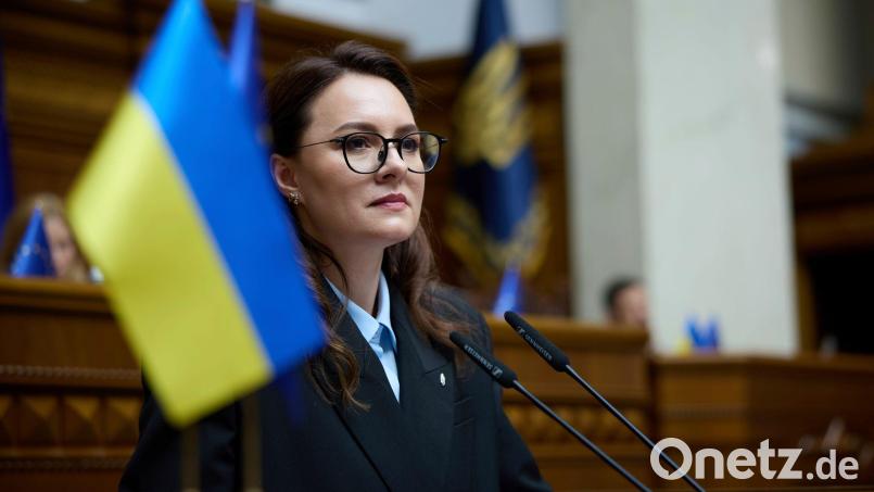 Die ukrainische Regierungschefin Julia Swyrydenko hat eine schärfere Kontrolle von Staatsbetrieben angekündigt. (Archivbild) Bild: Vadym Sarakhan/AP/dpa