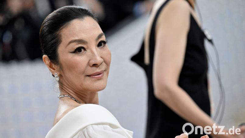 Die Berlinale ehrt Michelle Yeoh mit dem Goldenen Ehrenbären. (Archivbild) Bild: Evan Agostini/Invision/AP/dpa