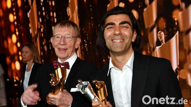 Ein erfolgreiches Duo: Hark Bohm und Fatih Akin haben mehrere Filmprojekte erfolgreich umgesetzt. Zuletzt die Verfilmung des Bohm-Buches „Amrum“. (Archivbild) Bild: Jens Kalaene/dpa-Zentralbild/dpa