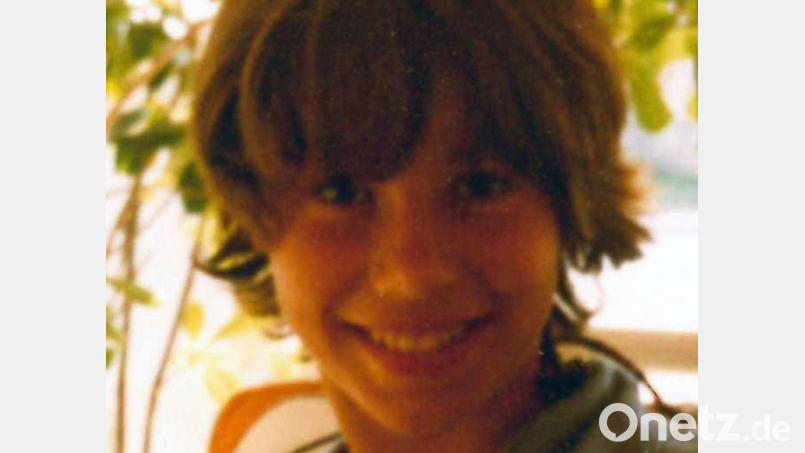 Die Kripo geht jetzt neuen Hinweisen zu dem Gewaltverbrechen an der 13-jährigen Sonja Hurler im Jahr 1981 nach. (Archiv-Fahndungsfoto der Polizei) Bild: -/Polizeipräsidium Schwaben Süd/West/dpa