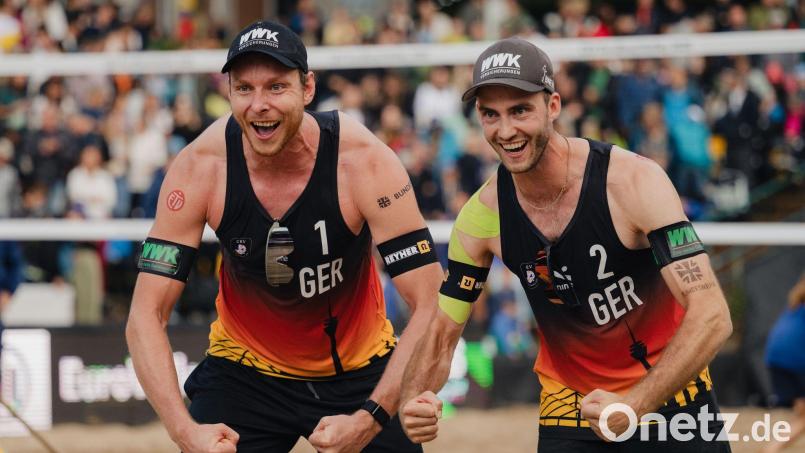 Ohne Mühe bei der WM in die K.o.-Runde: Nils Ehlers (l) und Clemens Wickler (Archivbild) Bild: Marius Becker/dpa