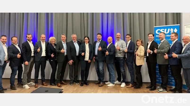 Die Marktratskandidaten der CSU Luhe-Wildenau mit stellvertretendem Landrat Albert Nickl (rechts). Bild: Paul Zaruba