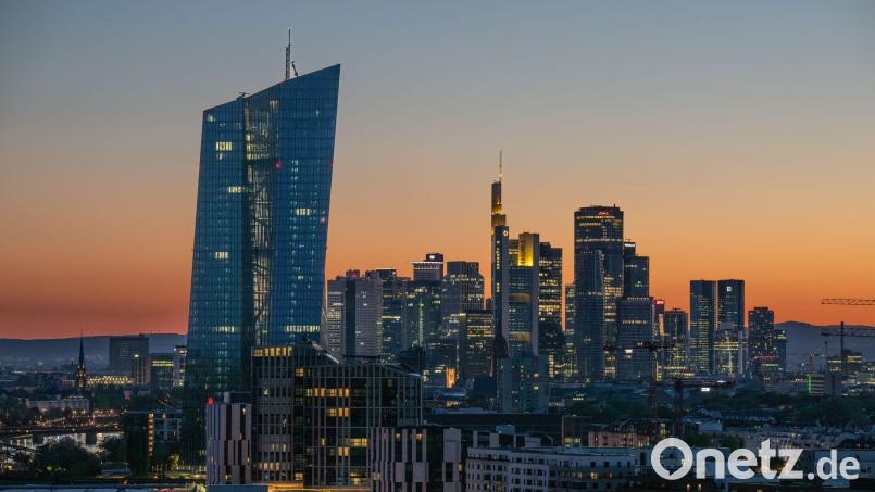 Die EZB beaufsichtigt die größten Banken im Euroraum direkt (Archivbild) Bild: Boris Roessler/dpa