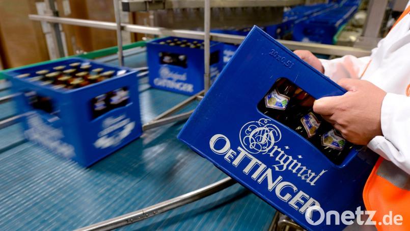 Die Brauerei stellt die Produktion in Braunschweig ein. (Archivbild) Bild: Peter Steffen/dpa