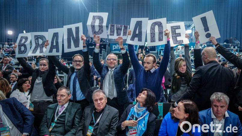In der Union ist das Thema Brandmauer zur AfD schon lange ein ungeliebtes Thema - trotz diverser Machtworte von den Parteichefs von CSU und CDU kommt sie immer wieder ans Tageslicht. (Archivbild) Bild: Kay Nietfeld/dpa