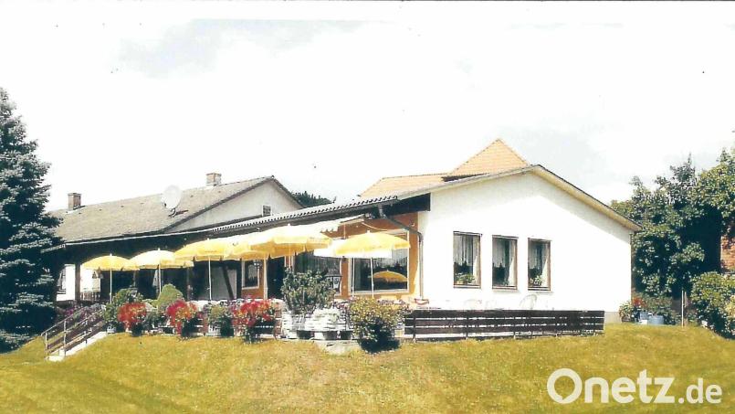 Wegen seiner Sonnenterrasse mit einem traumhaften Blick auf den Ossinger nannte sich das Cafe "Ossingerblick" . Bild: hdk