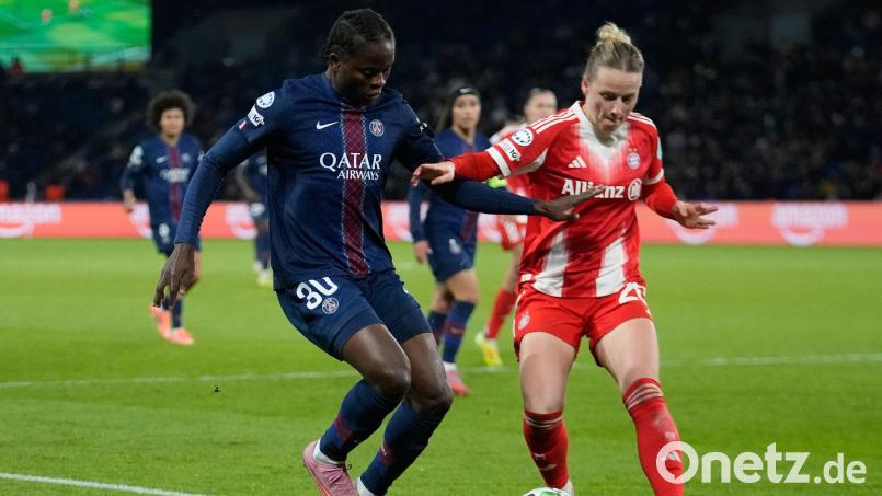Enges Duell: Bayerns Franziska Kett (r) im Zweikampf mit PSG-Spielerin Merveille Kanjinga. Bild: Michel Euler/AP/dpa