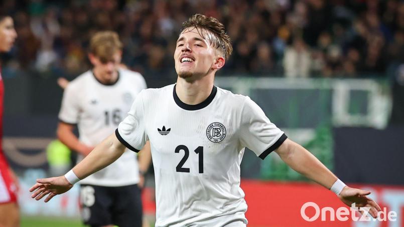 Bayern-Profi Lennart Karl überzeugte zuletzt auch bei der U21. (Archivfoto) Bild: Daniel Karmann/dpa