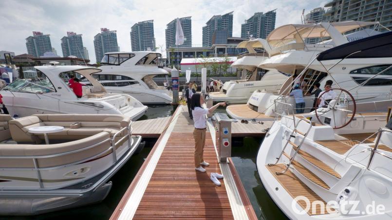 Wer reich ist, besitzt oft eine große Jacht. (Archivbild) Bild: picture alliance / dpa