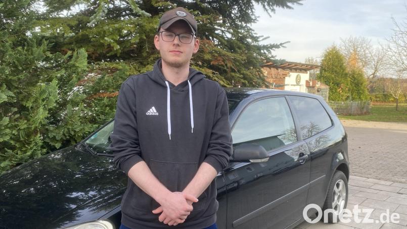 Für Leon aus Vorbach wurde der Führerschein zur finanziellen Herausforderung: Am Ende waren es rund 5.000 Euro. Bild: Stephanie Margeth