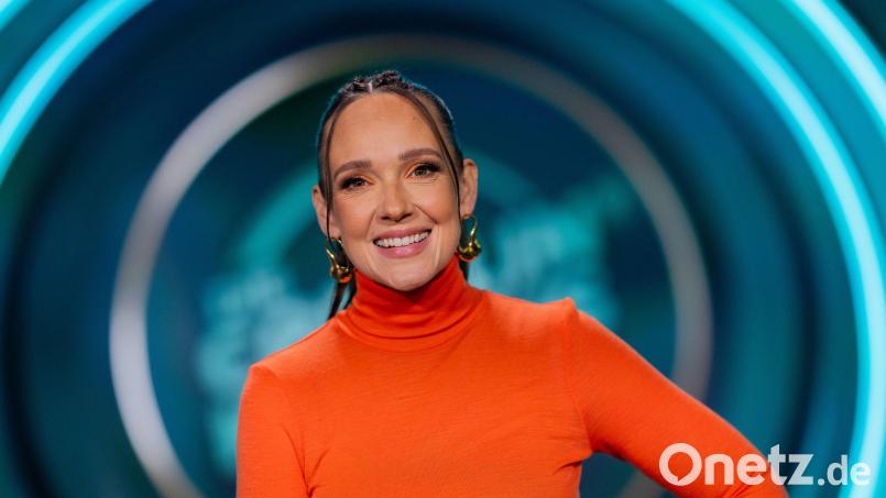 Komikerin und Moderatorin Carolin Kebekus beklagt die Ignoranz der Gesellschaft gegenüber Zyklus-Schmerzen von Frauen. (Archivfoto) Bild: Rolf Vennenbernd/dpa