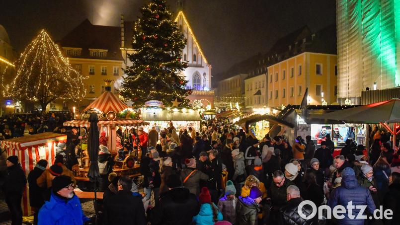 Auf dem Amberger Weihnachtsmarkt ist auch heuer wieder einiges geboten. Archivbild: Petra Hartl