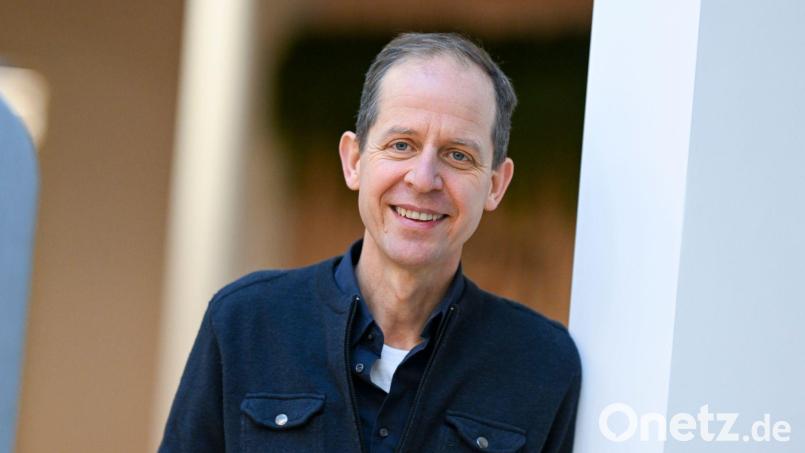 Im neuen Buch von Stephan Schäfer verarbeitet der ehemalige RTL-Manager, wie ihn eine Blutvergiftung beinahe das Leben kostete. (Archivbild) Bild: Jens Kalaene/dpa