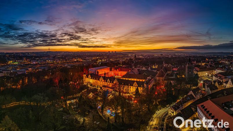 Der romantische Weihnachtsmarkt auf Schloss Thurn und Taxis in Regensburg. Bild: Harald Hünn