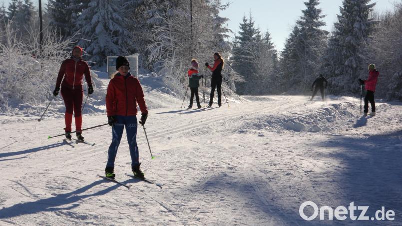 Traumhafte Skibedingungen gab es am Sonntagnachmittag auf der Silberhütte bei sieben Grad minus. Bild: kro