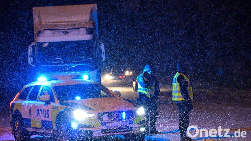 Deutsche Erasmus-Studenten sind auf dem Weg ins finnische Lappland in einen Busunfall verwickelt worden. (Symbolbild) Bild: Johan Nilsson/TT News Agency/AP/dpa