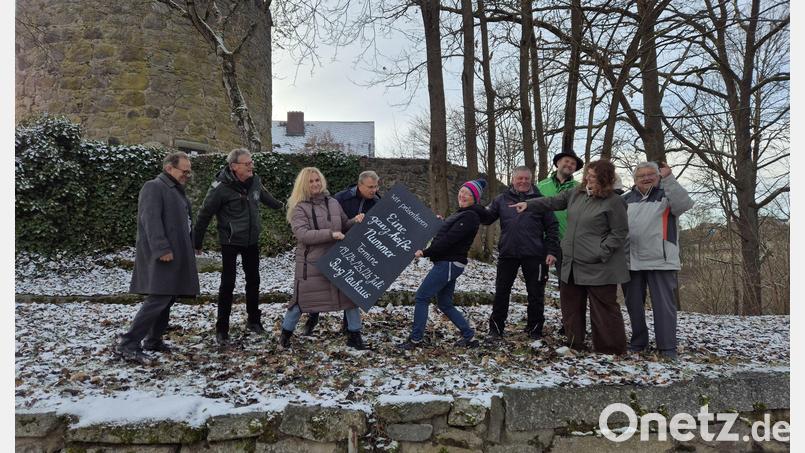 2026 will die Laienspielschar Windischeschenbach auf der Naturbühne am Fuße der Burg Neuhaus wieder Theater spielen. &quot;Eine ganz heiße Nummer&quot; steht diesmal auf dem Programm. Bild: Lowak