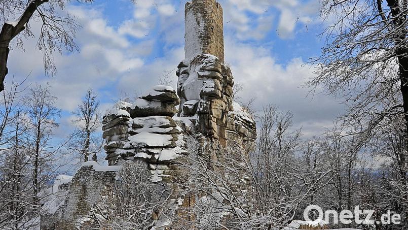 Das Wahrzeichen des Naturpark Steinwald, die Burgruine Weißenstein, ist auch im Winter ein beliebtes Ausflugsziel. Ab Mitte Dezember ist der Aufstieg allerdings nicht mehr möglich. Archivbild: bsc