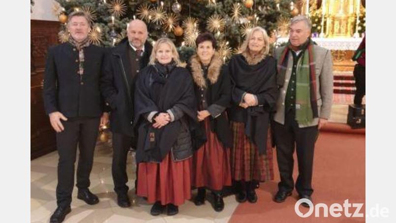 In diesem Jahr ist wieder der "Salzburger Bergadvent" zu Gast in Neustadt/WN. Bild: Bertram Erhardt/exb