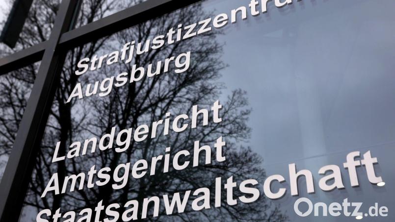 Ein 29-Jähriger soll eine Mutter von drei Kindern in Augsburg ermordet haben. Nun wurde er angeklagt. (Symbolbild) Bild: Karl-Josef Hildenbrand/dpa