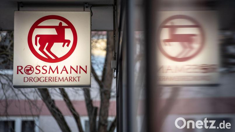 Rossmann kündigt die Mitgliedschaft im Verband. Bild: Frank Rumpenhorst/dpa