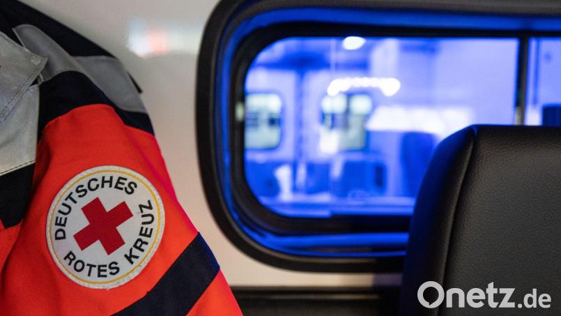 Die Frau wurde tot aus dem eiskalten Wasser geborgen. (Symbolbild) Bild: Hannes P Albert/dpa