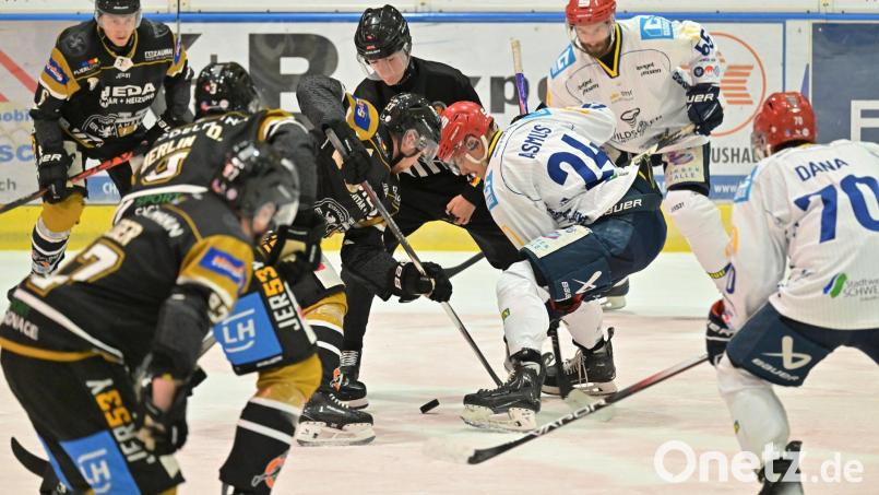 Für den ERSC Amberg geht&#039;s gegen den EHC Klostersee um wichtige Zähler. Ganz leicht wird es aufgrund der aktuellen Situation aber nicht. Bild: Hubert Ziegler