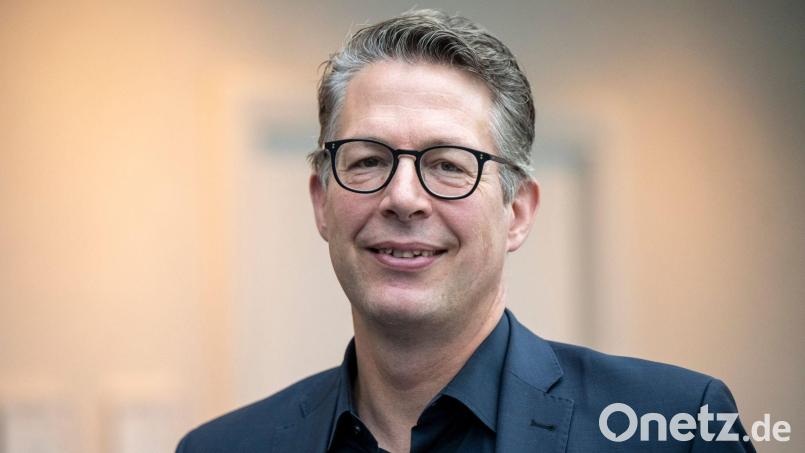 Kunstminister Blume (CSU) fordert ein Restitutionsgesetz. (Archivbild) Bild: Peter Kneffel/dpa