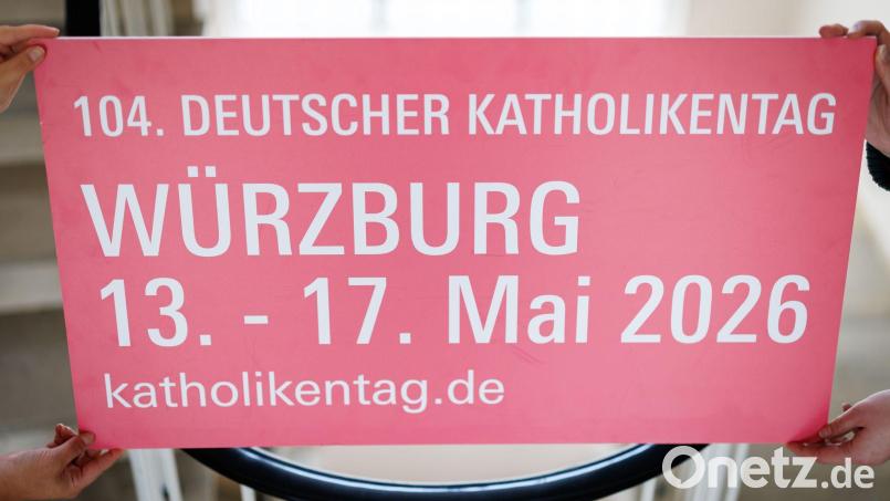Der Katholikentag 2026 findet unter dem Motto „Hab Mut, steh auf!“ in Würzburg statt. (Archivbild) Bild: Daniel Karmann/dpa