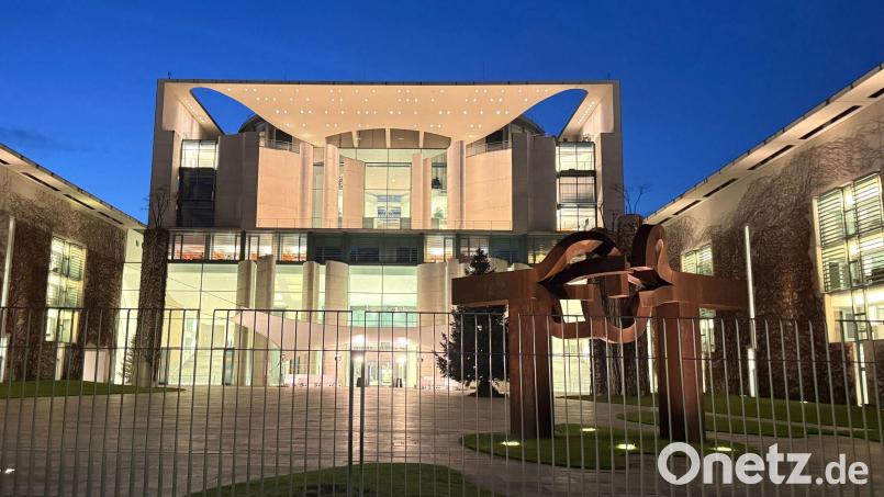 Hinter verschlossenen Türen wird beraten. Bild: Paul Zinken/dpa