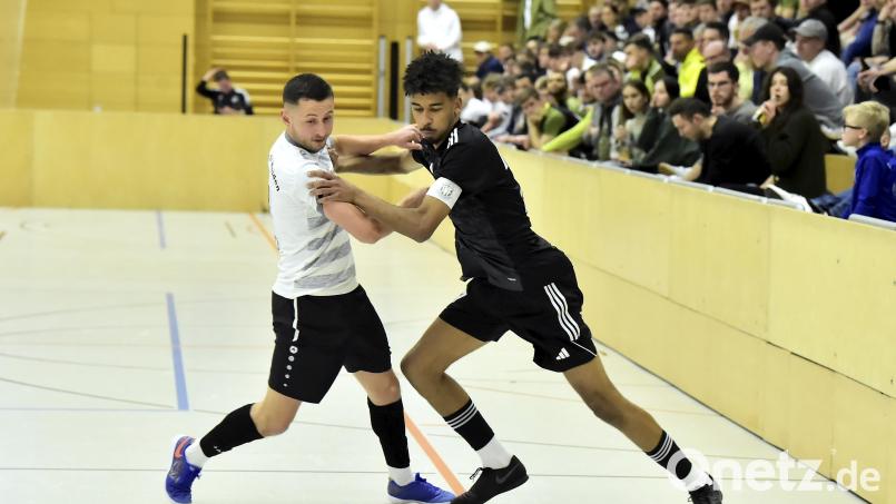 Der Hallenfußball der Region hat auch in diesem Jahr wieder einige heiße Duelle zu bieten. Archivbild: Hubert Ziegler