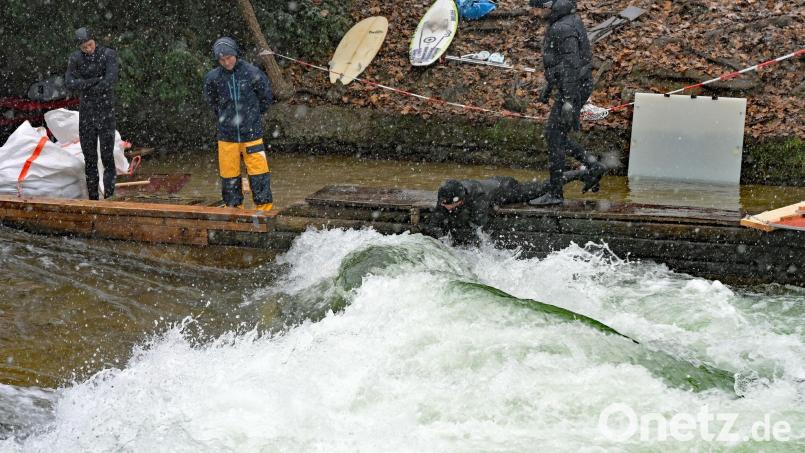 Ein Hauch einer grünen Welle war bereits beim Vorversuch zu sehen. (Archivbild) Bild: Malin Wunderlich/dpa
