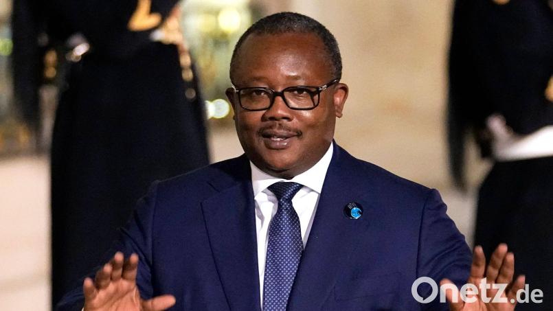 Der noch amtierende Präsident Embaló hatte von seiner Festnahme durch Militärangehörige berichtet. (Archivbild) Bild: Michel Euler/AP/dpa