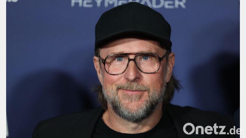 Bjarne Mädel zieht von der Spree an die Elbe. (Archivbild) Bild: Jörg Carstensen/dpa