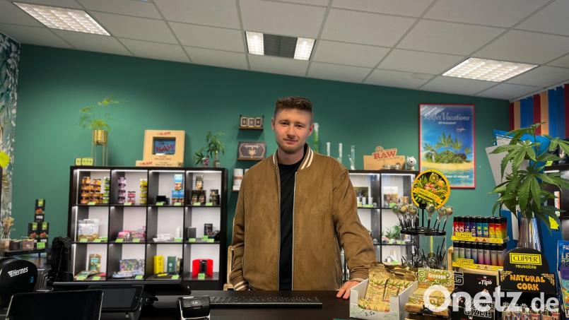 Aurel Berlinski betreibt in Grafenwöhr ein Geschäft für Hanfprodukte und ist Vorsitzender des "Buds Collective". Bild: knz