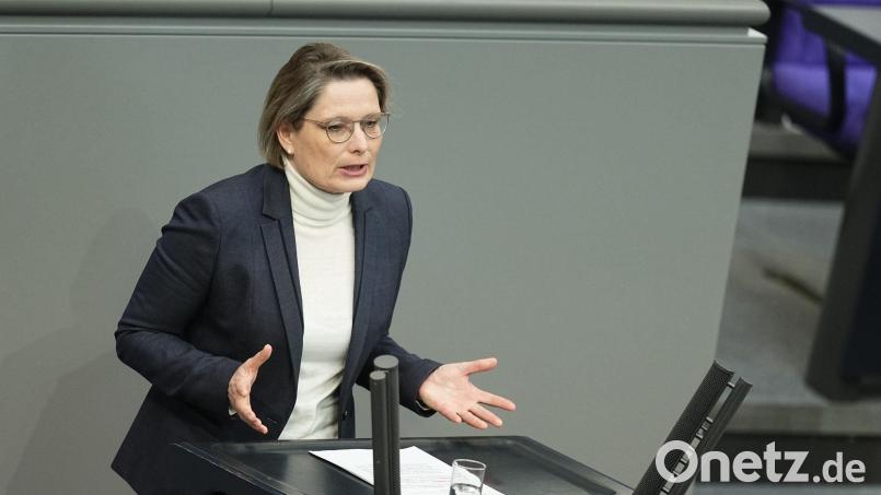 Auch die Betreiber von Sharing-Anbietern sollen stärker in die Pflicht genommen werden. (Archivbild) Bild: Michael Kappeler/dpa